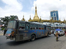 Bus at Sule Pagoda in Yangon