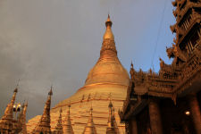 Dusk at Shwedagon Pagoda in Yangon