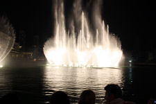 Fountain show outside The Dubai Mall