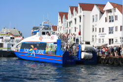 The boat to Flor & Fjære