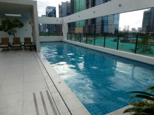 Pool at Seda Bonifacio Global City hotel